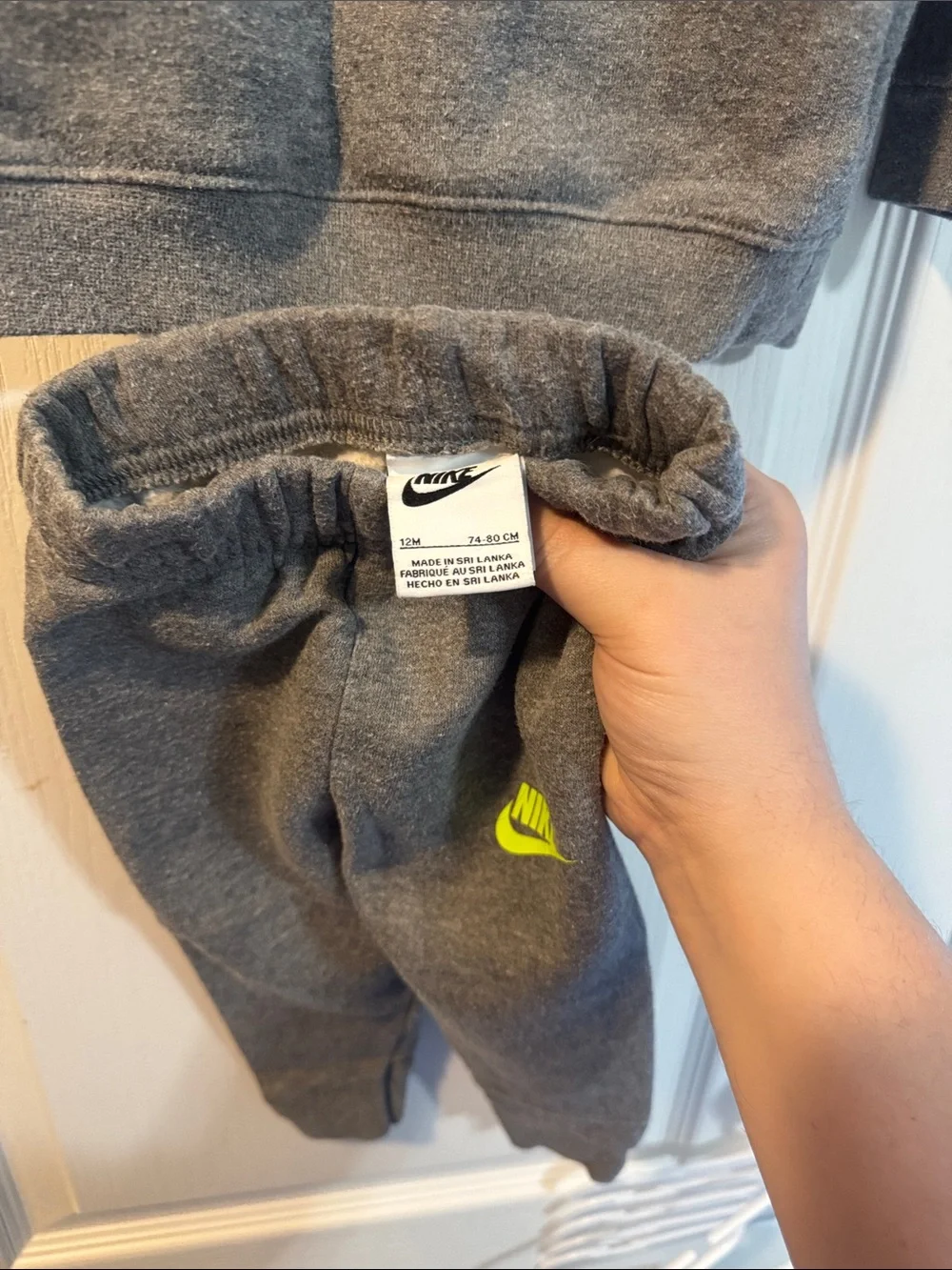 Nike Baby Boys 12M Gray Sweatshirt Jogger 2 Piece Set